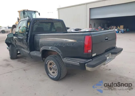 1998 Chevrolet C1500 Fleetside from USA, damaged, VIN 1GCEC14M2WZ120001